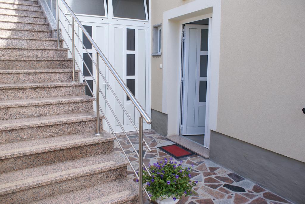 Apartment Adria Sun Porat  Dış mekan fotoğraf